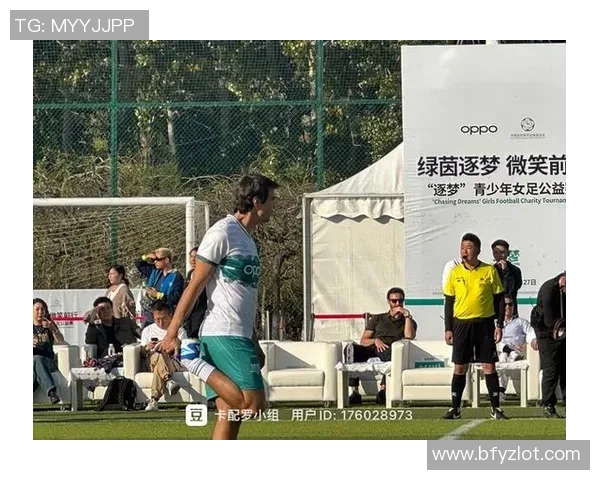 卡卡足球明星上海之行精彩回顾与球迷互动盛况揭秘 卡卡足球明星上海之行精彩回顾与球迷互动盛况揭秘