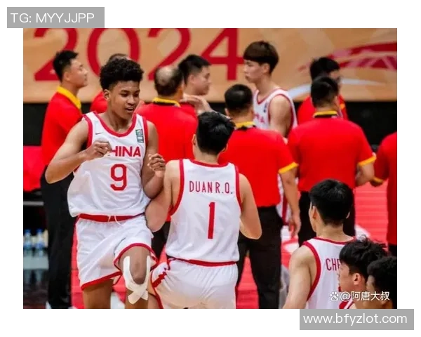 武汉篮球队在城市联赛积分榜上以77分稳居第一名展现强劲实力 武汉篮球队在城市联赛积分榜上以77分稳居第一名展现强劲实力