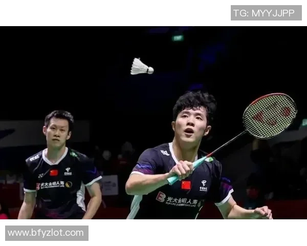 重庆羽毛球队荣登全国羽毛球状态排行榜第一名展现强劲实力 重庆羽毛球队荣登全国羽毛球状态排行榜第一名展现强劲实力