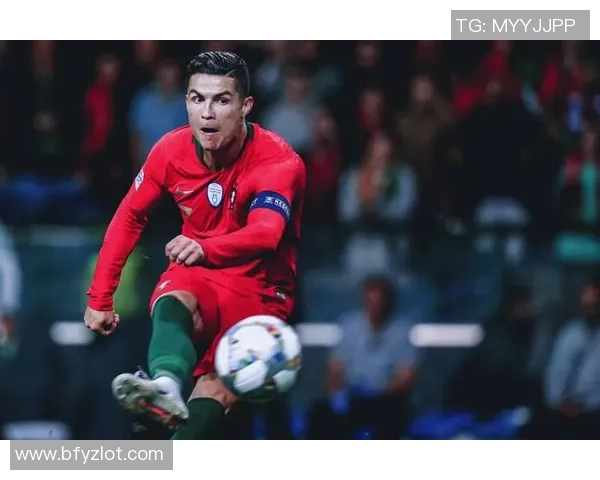 足球明星C罗惊人跳跃高度揭秘挑战极限的运动天赋与训练秘诀 足球明星C罗惊人跳跃高度揭秘挑战极限的运动天赋与训练秘诀